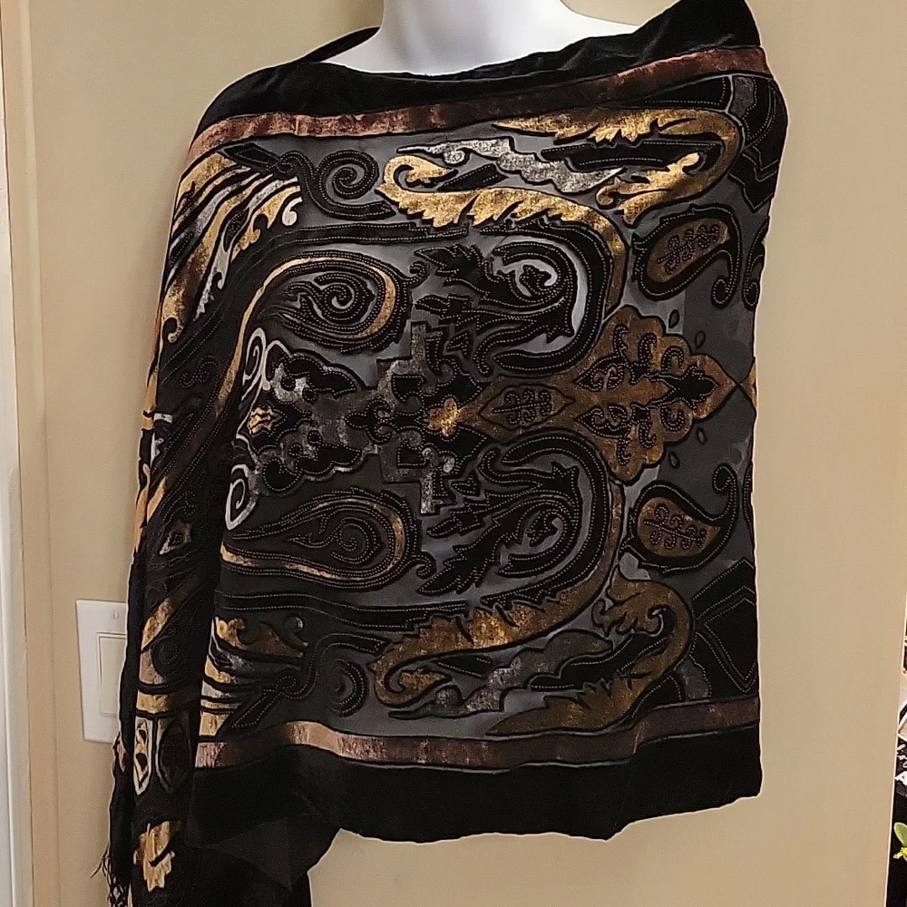 Black & Gold Paisley Burnout Scarf